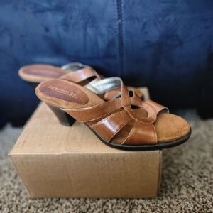 AEROSOLES Women's Brown Heeled Sandals